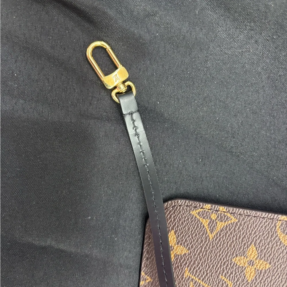 Authentic NEW Louis Vuitton limited ed. Neverfull GM pouch